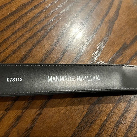 Relic Woman’s Hologram HOW TO HOLD. Multicolored Belt Size Medium 38 - Picture 9 of 10